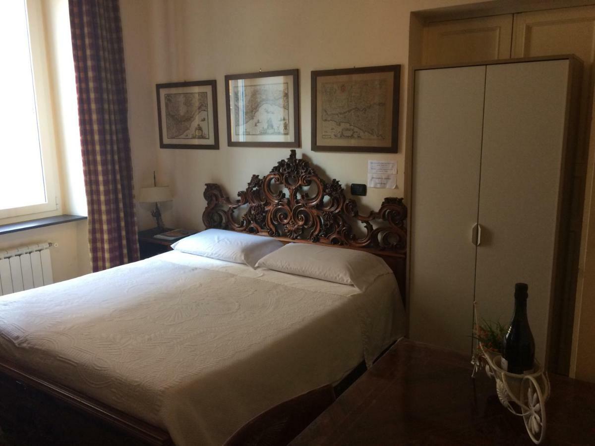 Bed&Breakfast Edel Genoa Bagian luar foto